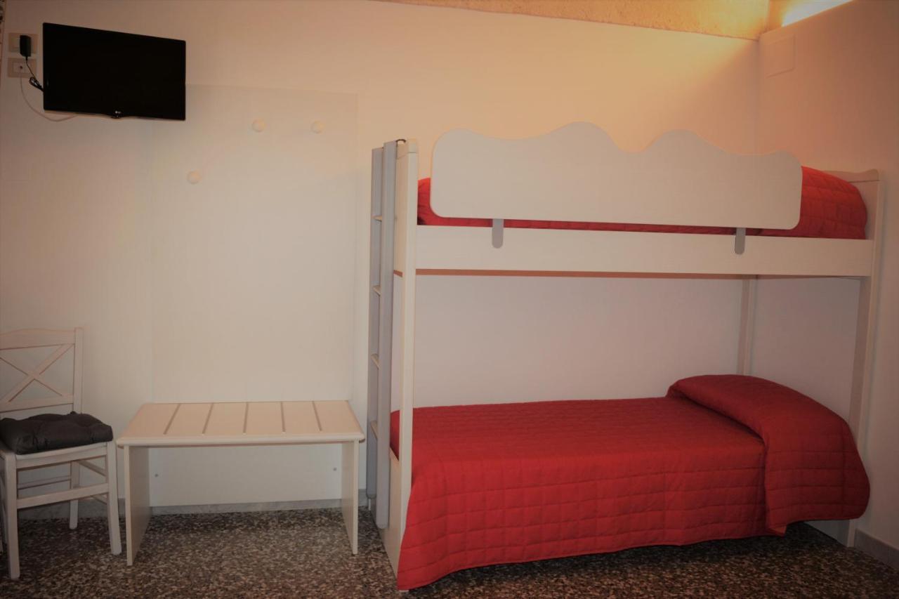 Il Rifugio Di Laerte Bed & Breakfast Laterza Exterior foto