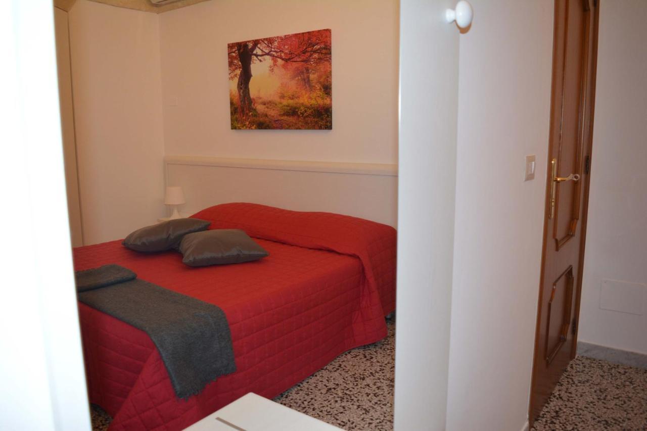 Il Rifugio Di Laerte Bed & Breakfast Laterza Exterior foto